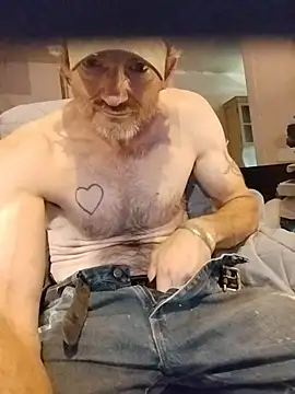 ROBERT0516 online show from 05-19-26, 09:11