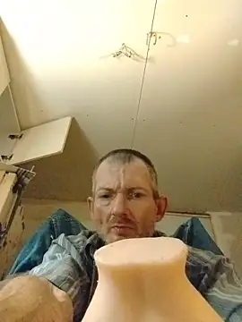 ROBERT0516 online show from 11-16-25, 12:43