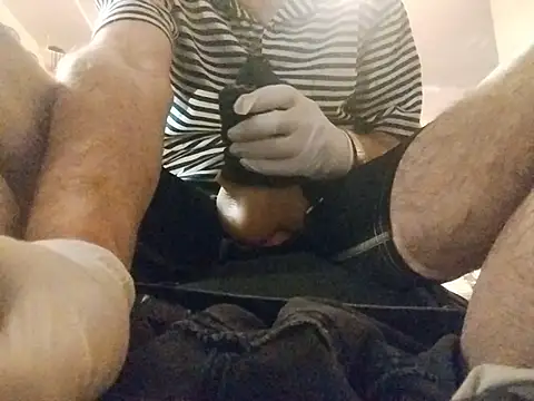 ROBERT0516 online show from 12-15-25, 06:14