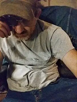 ROBERT0516 online show from 04-19-26, 04:46