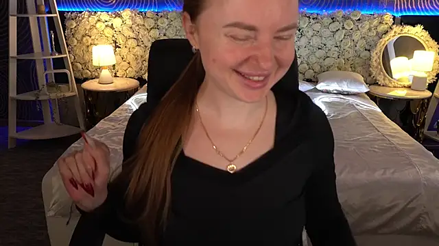 MiaRedFox online show from 01-17-26, 01:26