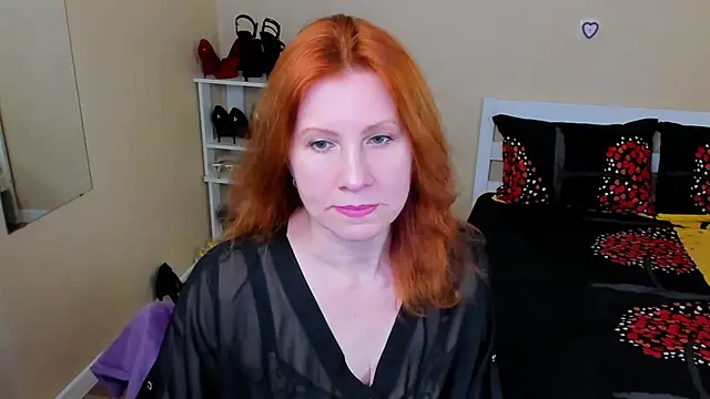 FoxySophia online show from 04-26-26, 02:42