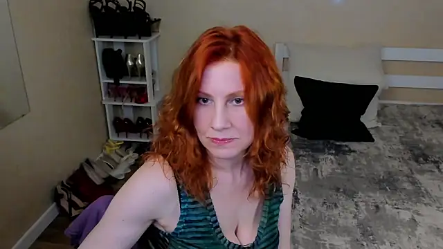 FoxySophia online show from 05-22-26, 06:17