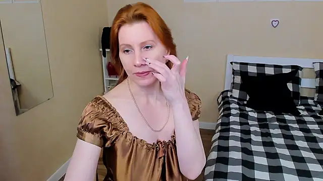 Snapshot of FoxySophia chatting on 02-03-26, 12:21 FoxySophia online show from 02-03-26, 12:21