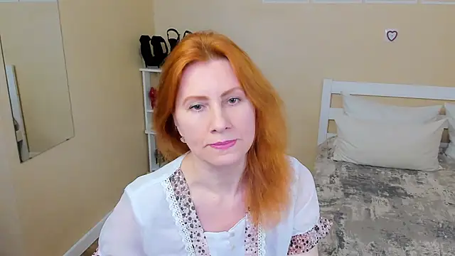 Snapshot of FoxySophia chatting on 03-01-26, 03:17 FoxySophia online show from 03-01-26, 03:17