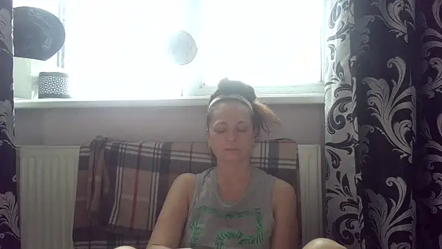 LindaStarS online show from 06-03-26, 04:46