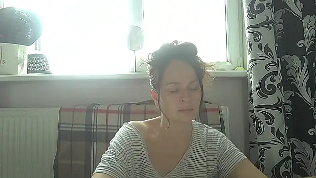 LindaStarS online show from 05-13-26, 10:55