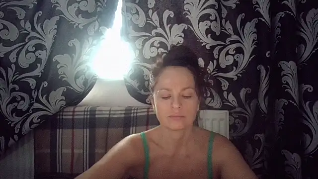 LindaStarS online show from 11-24-25, 12:27