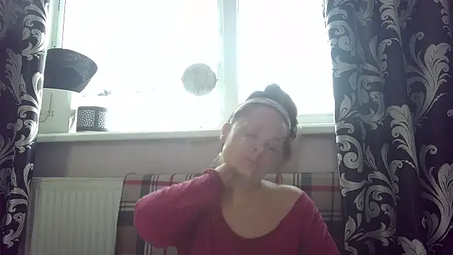 LindaStarS online show from 04-15-26, 04:07