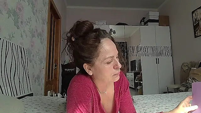 LindaStarS online show from 04-13-26, 11:47