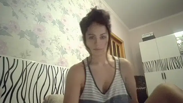 LindaStarS online show from 11-16-25, 06:12