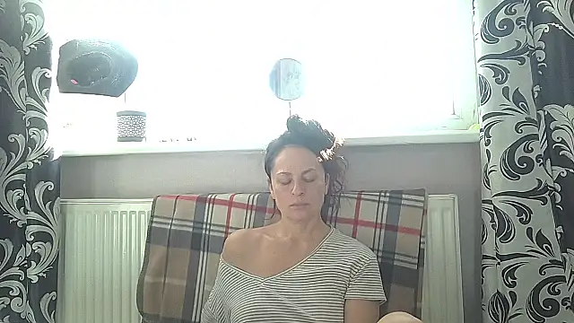 LindaStarS online show from 05-11-26, 02:56