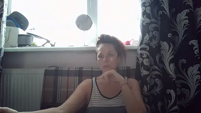 LindaStarS online show from 01-16-26, 05:44