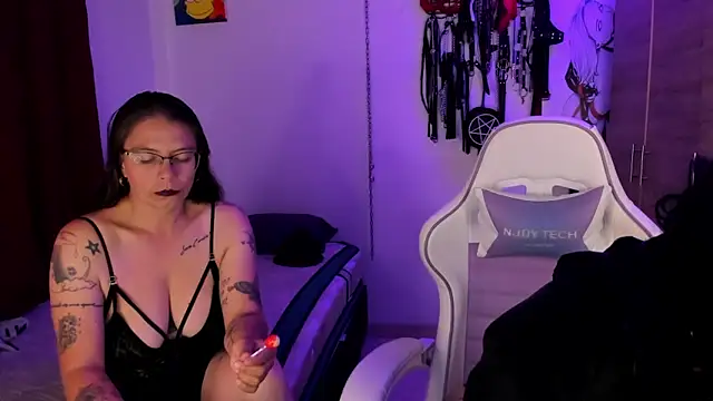 dungeongirls online show from 03-14-26, 08:26