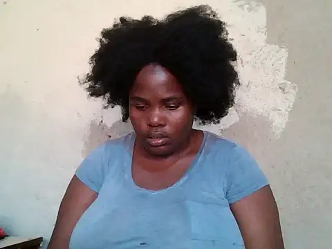 Snapshot of sexybigboobz chatting on 06-25-26, 07:02 sexybigboobz online show from 06-25-26, 07:02