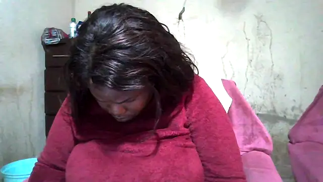 Snapshot of sexybigboobz chatting on 07-11-26, 04:46 sexybigboobz online show from 07-11-26, 04:46
