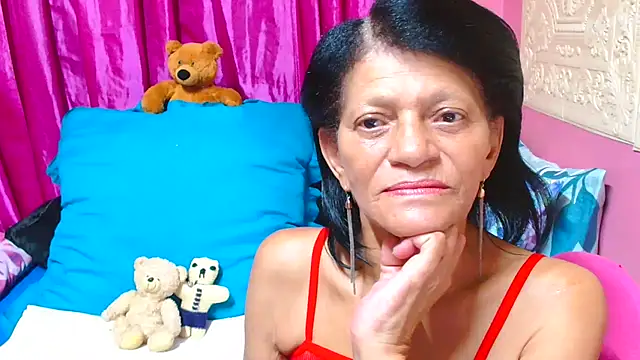Snapshot of SLUTTYROXY chatting on 03-17-25, 05:27 SLUTTYROXY online show from 03-17-25, 05:27
