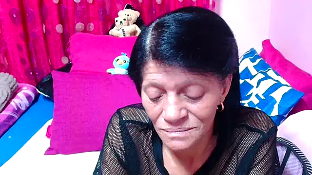 Snapshot of SLUTTYROXY chatting on 09-14-25, 06:19 SLUTTYROXY online show from 09-14-25, 06:19