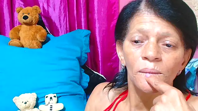 Snapshot of SLUTTYROXY chatting on 03-20-25, 08:40 SLUTTYROXY online show from 03-20-25, 08:40