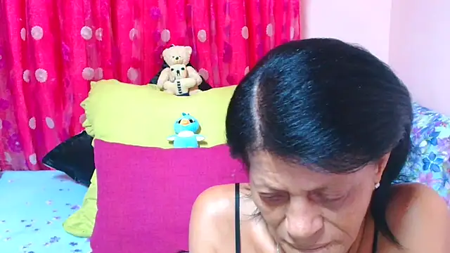 SLUTTYROXY online show from 02-25-26, 07:47