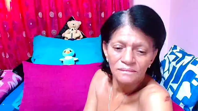 Snapshot of SLUTTYROXY chatting on 09-26-25, 06:31 SLUTTYROXY online show from 09-26-25, 06:31