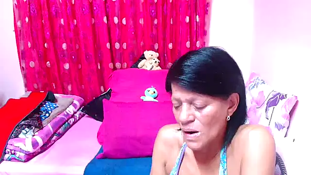 SLUTTYROXY online show from 11-26-25, 06:52