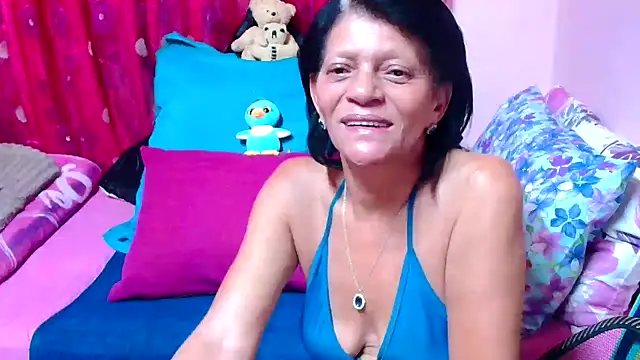 Snapshot of SLUTTYROXY chatting on 09-19-25, 07:40 SLUTTYROXY online show from 09-19-25, 07:40