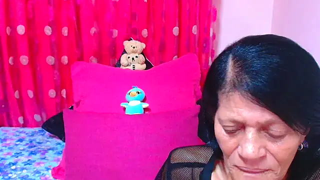 SLUTTYROXY online show from 03-18-26, 06:31