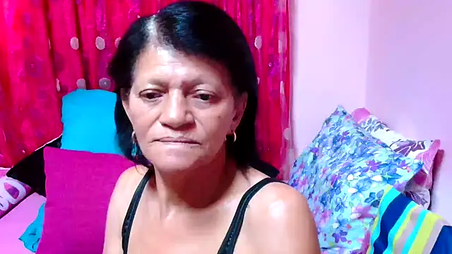 Snapshot of SLUTTYROXY chatting on 09-17-25, 07:10 SLUTTYROXY online show from 09-17-25, 07:10