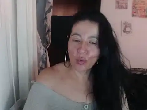 Snapshot of stefilove10 chatting on 03-11-25, 06:19 stefilove10 online show from 03-11-25, 06:19