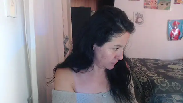 Snapshot of stefilove10 chatting on 01-28-25, 05:56 stefilove10 online show from 01-28-25, 05:56