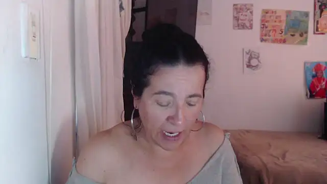 stefilove10 online show from 12-16-25, 02:32