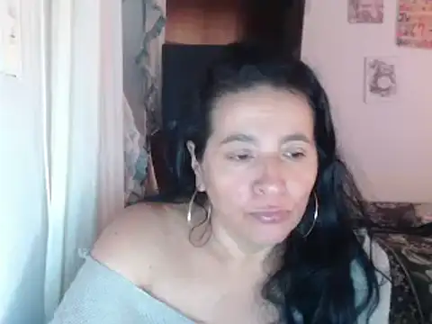 Snapshot of stefilove10 chatting on 03-07-25, 02:56 stefilove10 online show from 03-07-25, 02:56