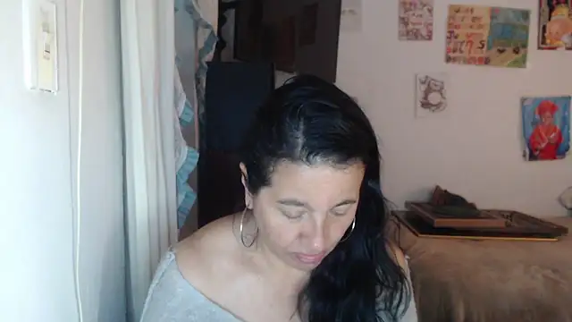 Snapshot of stefilove10 chatting on 09-24-25, 02:34 stefilove10 online show from 09-24-25, 02:34