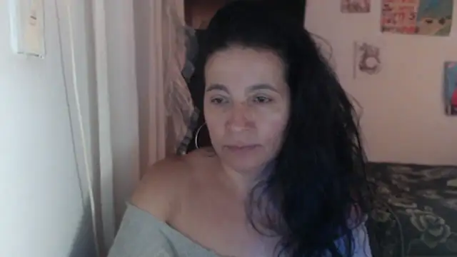 Snapshot of stefilove10 chatting on 01-24-25, 03:34 stefilove10 online show from 01-24-25, 03:34