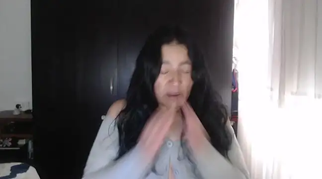 Snapshot of stefilove10 chatting on 12-17-24, 02:55 stefilove10 online show from 12-17-24, 02:55