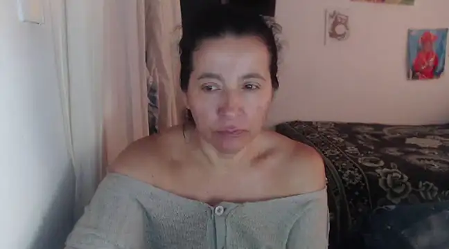 Snapshot of stefilove10 chatting on 02-12-25, 05:37 stefilove10 online show from 02-12-25, 05:37