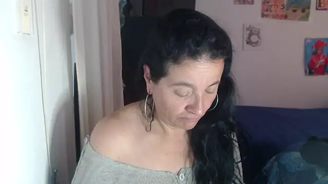 stefilove10 online show from 02-10-26, 02:16