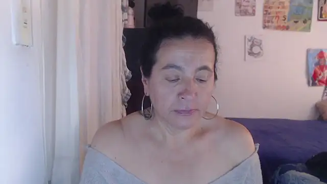 stefilove10 online show from 04-21-26, 02:01