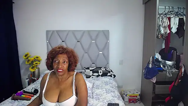 AnnaSim online show from 02-13-26, 11:16