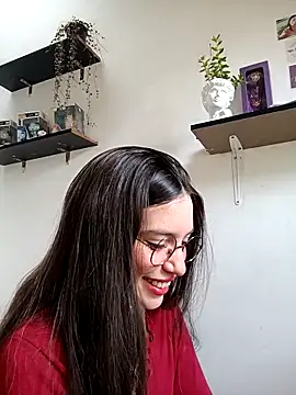 loveuu-bae online show from 02-15-25, 09:28