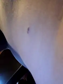 UncutHammer69 online show from 04-21-26, 02:23