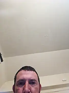 UncutHammer69 online show from 10-28-25, 07:13