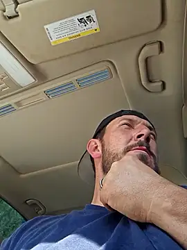 UncutHammer69 online show from 04-11-26, 09:51