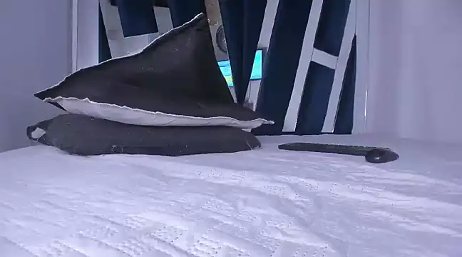 moonsweet1 online show from 03-10-25, 09:18