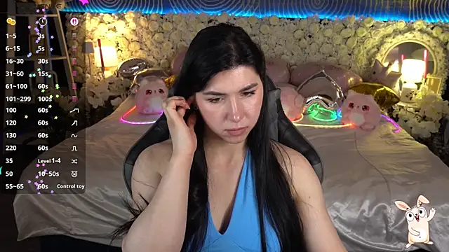 EmilyCandyy online show from 05-12-26, 06:10