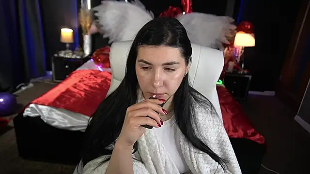 EmilyCandyy online show from 02-06-26, 07:04