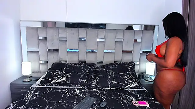 Cammiila online show from 09-21-25, 02:22