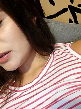 Snapshot of kinky_mila@xh chatting on 03-06-25, 02:19 kinky milaxh online show from 03-06-25, 02:19