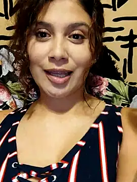 Snapshot of kinky_mila@xh chatting on 03-07-25, 03:51 kinky milaxh online show from 03-07-25, 03:51